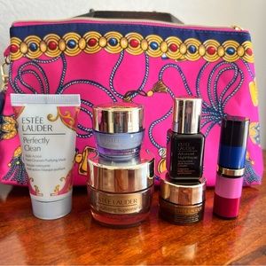 Brand new Estée Lauder 8 piece gift set w/ full-size zippered cosmetic bag in pi